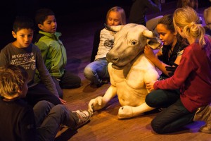 Cvoorstelling kinderen Maas06